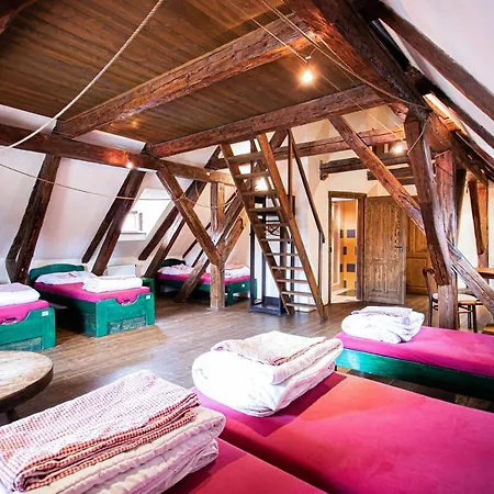 99 Guest house