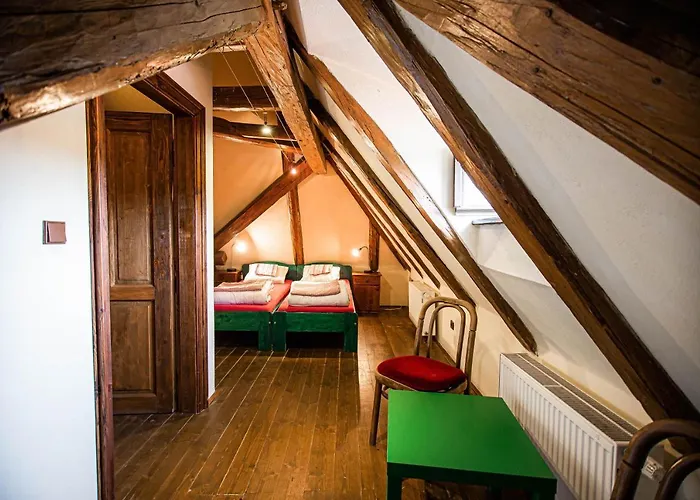 99 Гостевой дом *