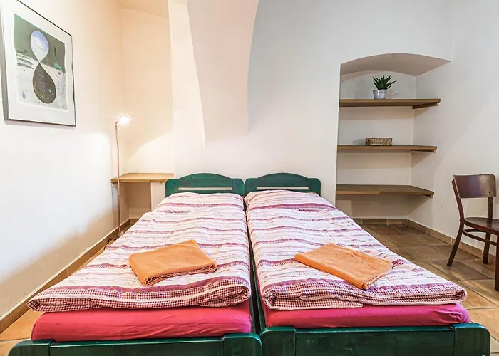 99 * Чески-Крумлов